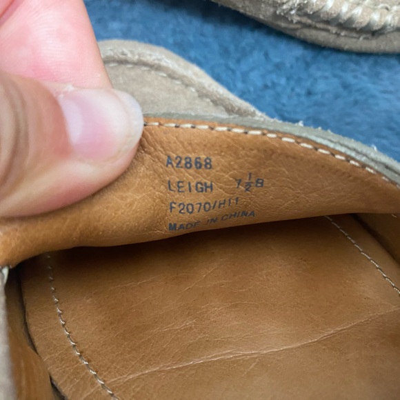 Women’s EUC Coach Tan Suede Penny Loafers With Leather Insole Size 7.5 - Picture 9 of 10